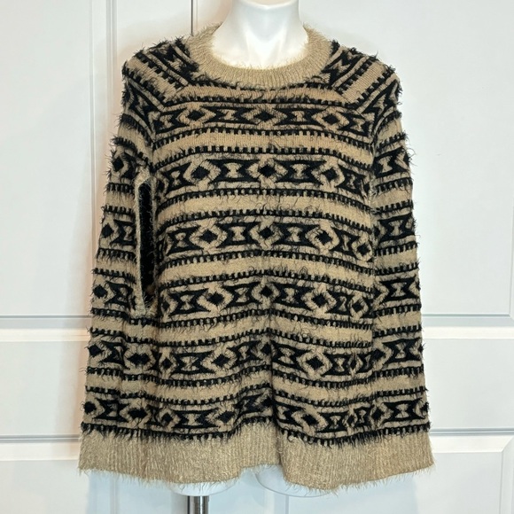 Forever 21 Exclusive Tan Black Southwest Tribal Fuzzy Poncho M (One Size) - Picture 1 of 8